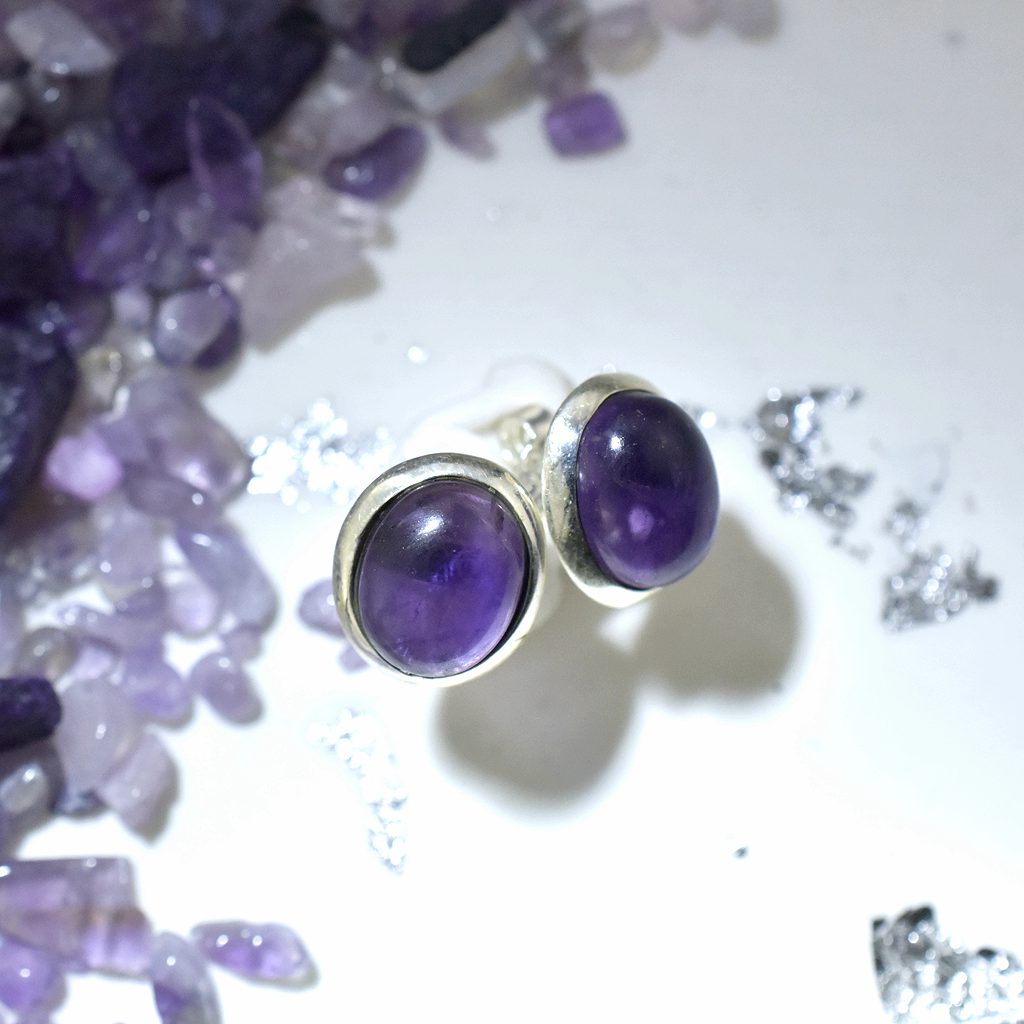 Light Earring with Amethyst