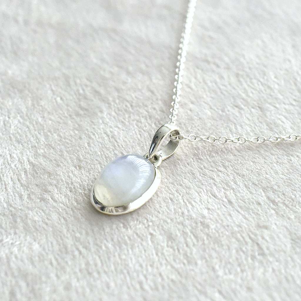 Silver Moonstone Necklace