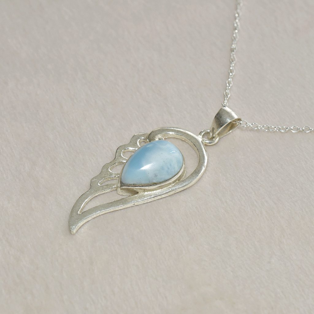Wings in Larimar