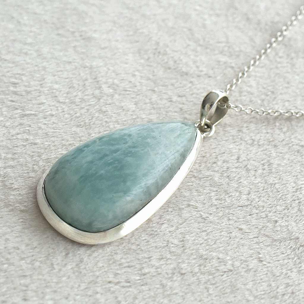 Lux Pendant in Amazonite